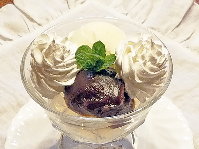 生クリームとあんこの寒天